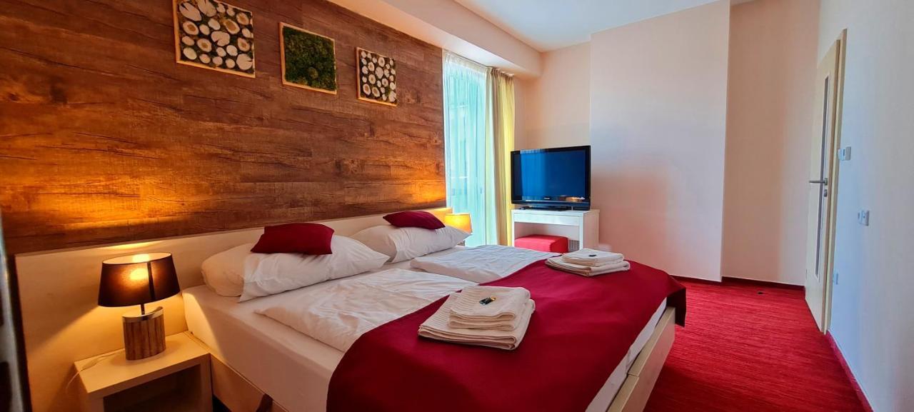 Hotel Crocus Strbske Pleso Exterior foto