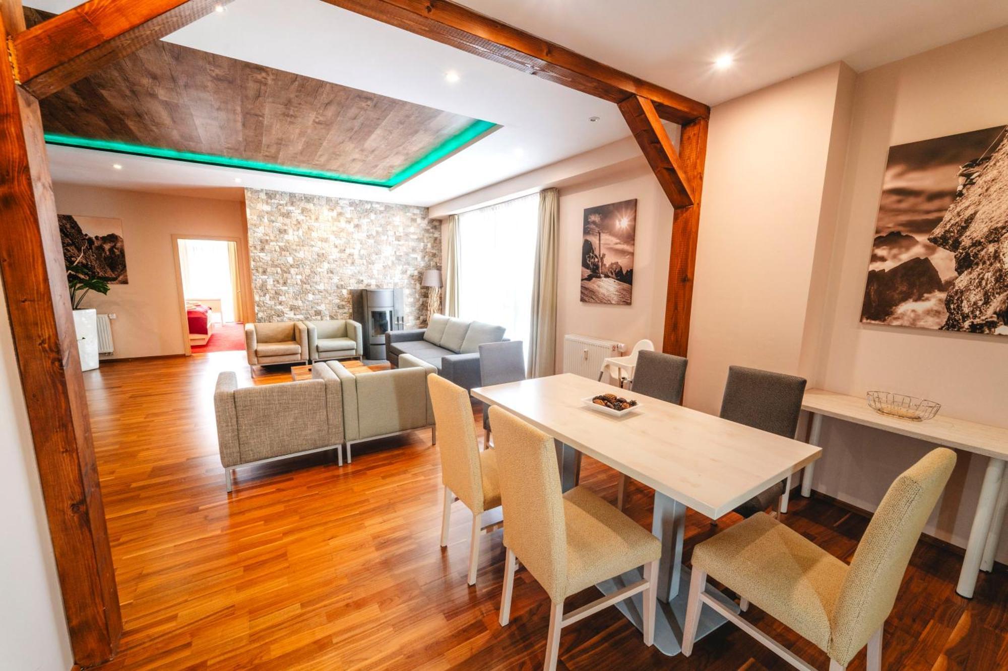Hotel Crocus Strbske Pleso Exterior foto